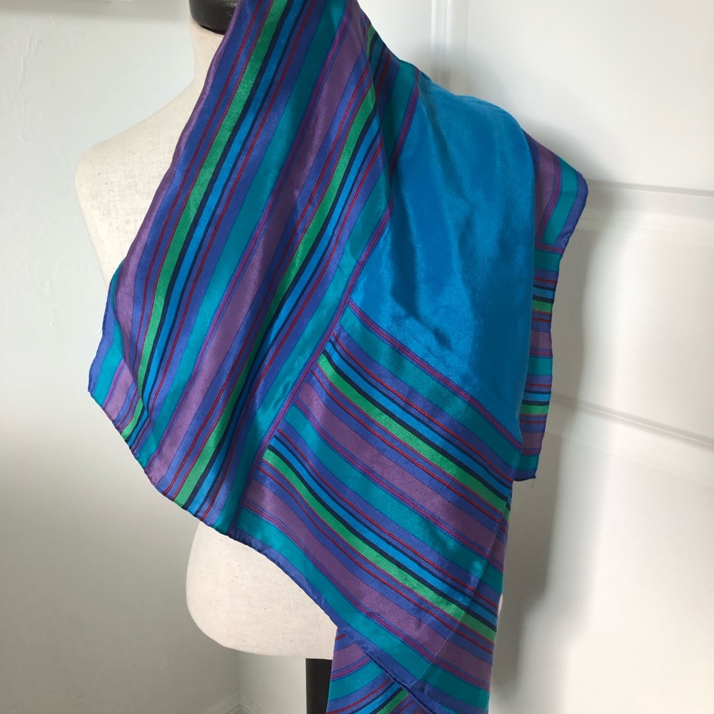 Vintage Liz Claiborne Blue Scarf